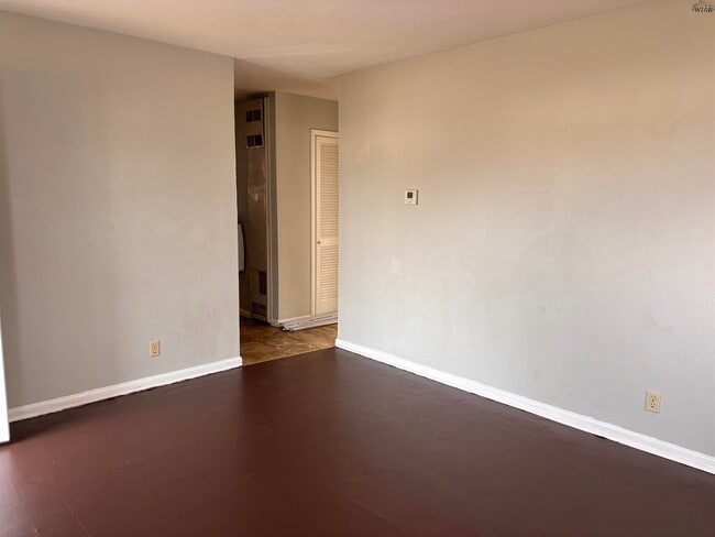 Building Photo - 1407 Harris Ln