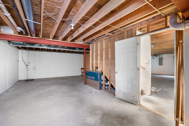 Building Photo - 1303 River Haven Trail