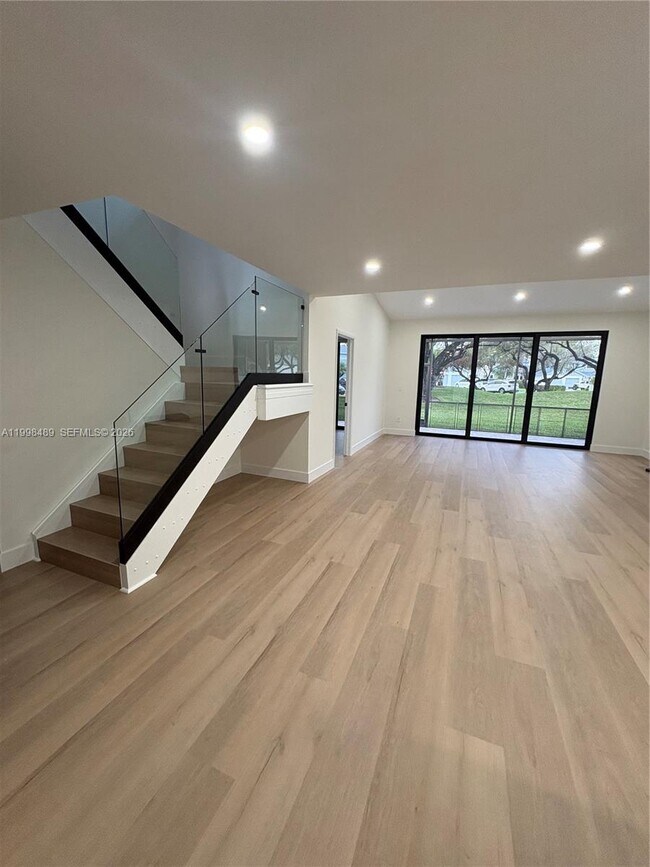 Building Photo - 9881 NW 52nd Terrace