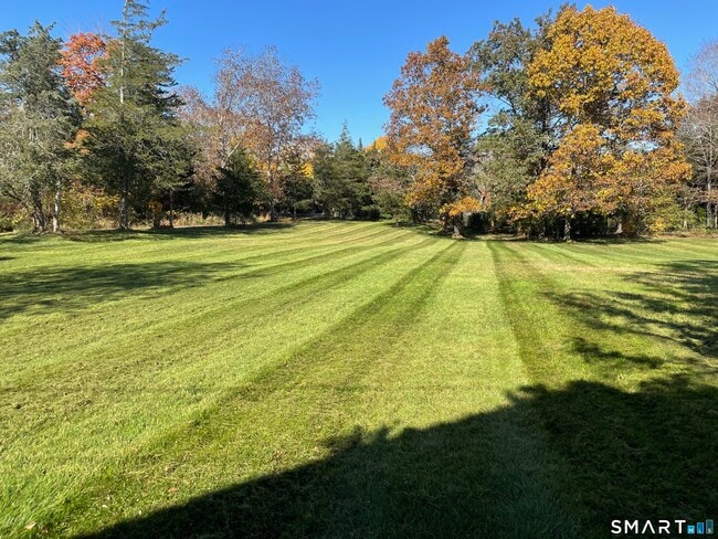 Building Photo - 30 Hopyard Rd