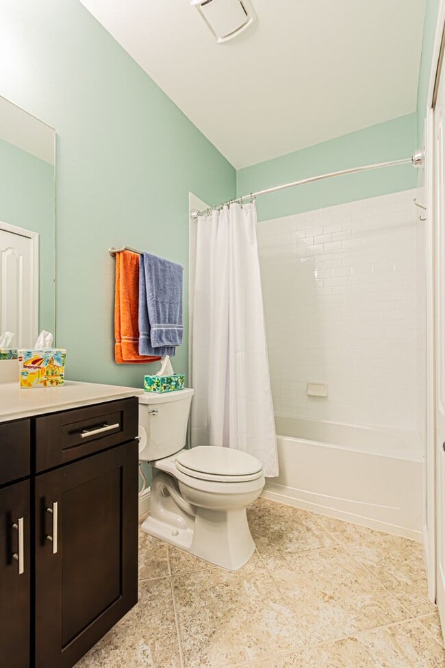 Building Photo - Seasonal or Annual Luxury Home With Pool in Reflection Lakes - AVAIL APRIL-FORWARD