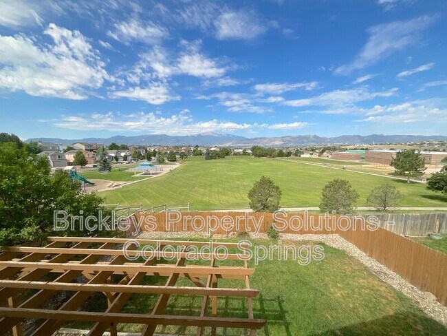 Building Photo - 7168 Prairie Wind Dr