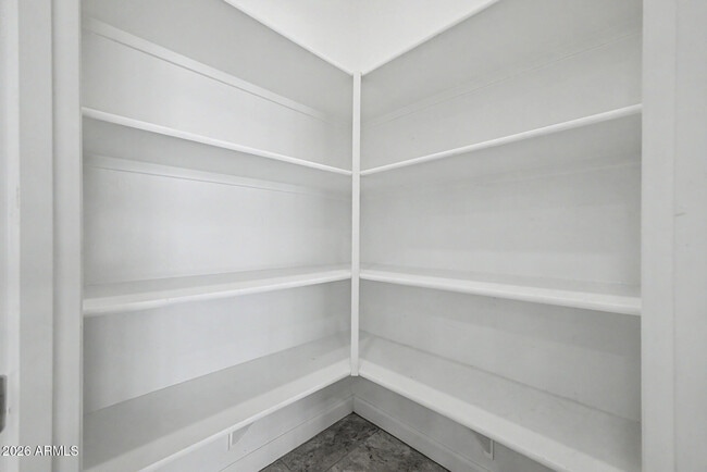Building Photo - 30731 W Monterey Dr