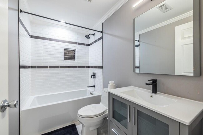 Building Photo - 1759 Regency Park Walk