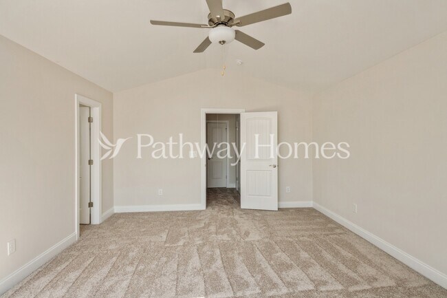 Building Photo - 173 Brixham Lp