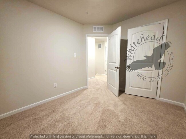 Building Photo - 822 Mersey Ln