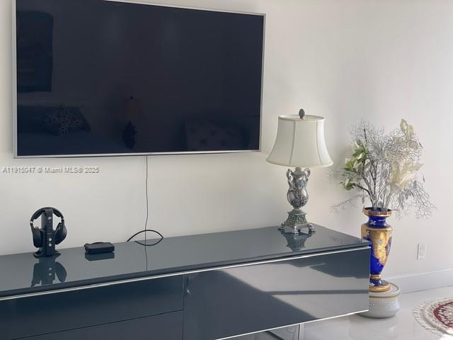 Building Photo - 19707 Turnberry Way