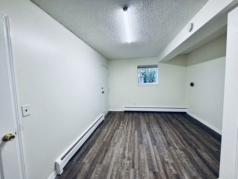 Bedroom 2 - 1522 Mount Hope Ave