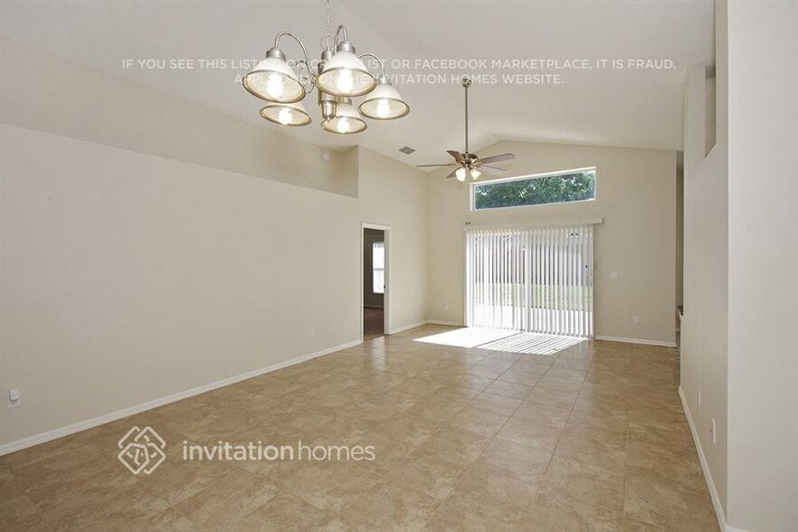 Building Photo - 5583 Elizabeth Rose Square