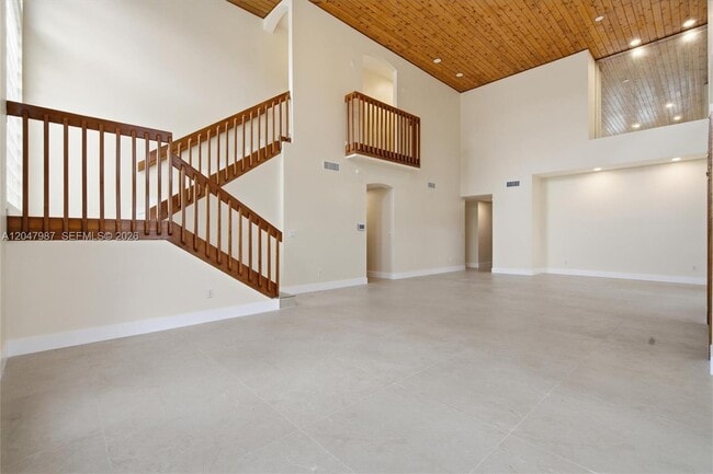 Building Photo - 8320 NW 167th Terrace