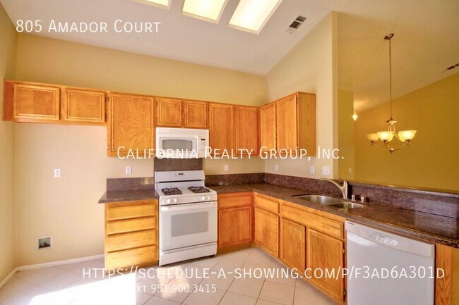 Building Photo - 805 Amador Ct