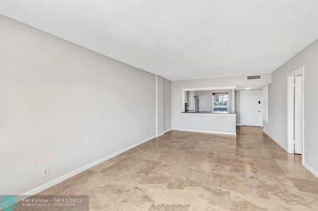 Building Photo - 3199 S Ocean Dr