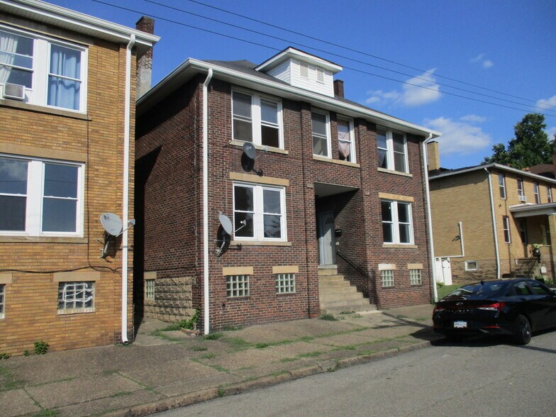 Building Photo - 324 Park Rd