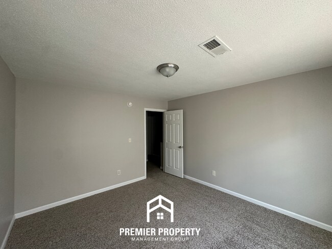 Building Photo - Beautiful 2-Story 3BR/2.5BA Cordova Home | 1,734 Sq Ft, High Ceilings & 2-Car Garage