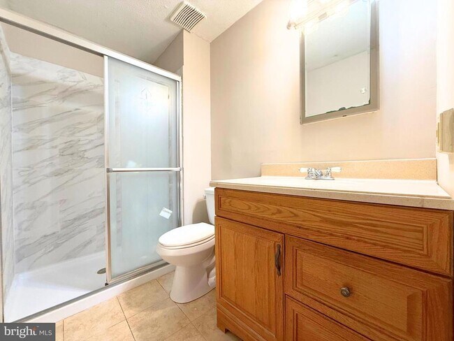Building Photo - 13331 Demetrias Way