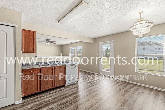 Building Photo - 7941 States Bend Dr