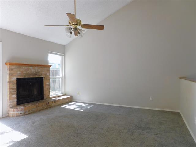 Building Photo - 404 Pace Dr