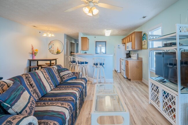 Building Photo - OCEAN VIEW CONDO NEAR THE BOARDWALK!