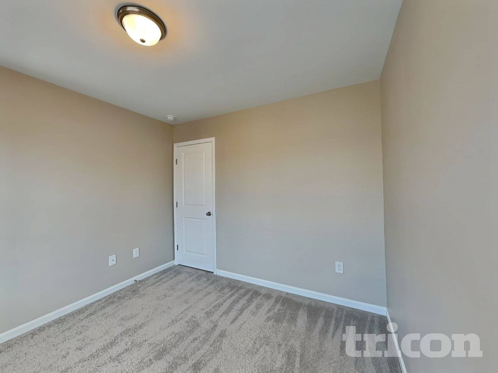 Building Photo - 76 Fresco Dr