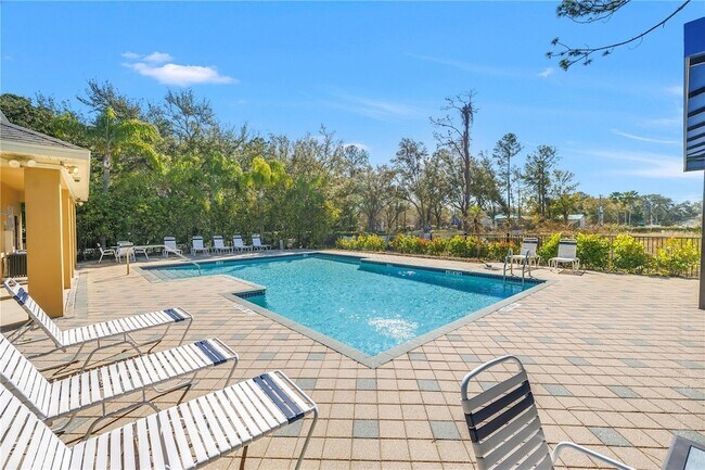 Building Photo - 8517 Edgewater Pl Blvd