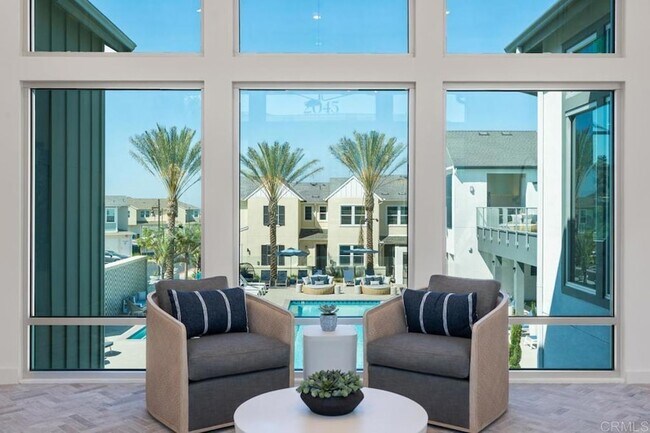 Building Photo - 5015 Avenida Lugano