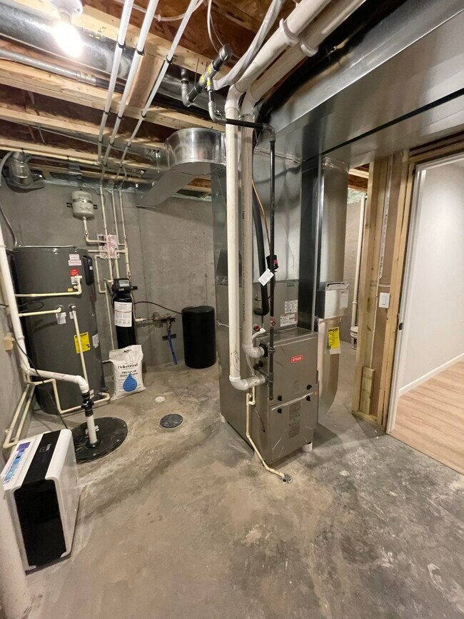 Building Photo - 2125 Spring Dreams Ln
