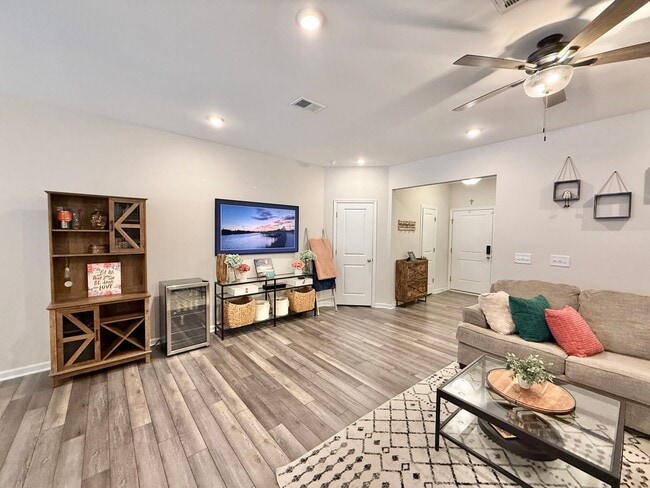 Building Photo - Newly Built 3BD, 2.5BA Durham Townhome in ...