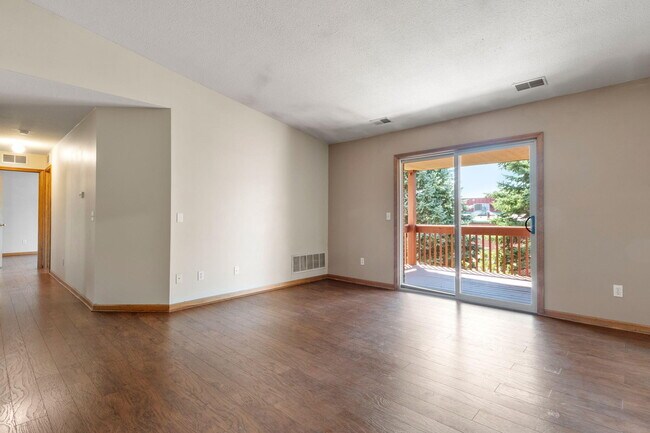 Building Photo - 2536 Eagles Cir