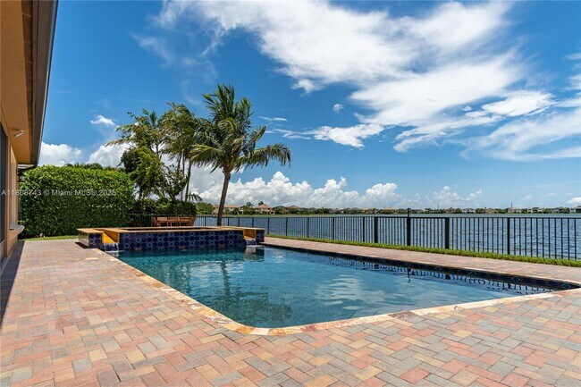 Building Photo - 8680 Watercrest Cir W