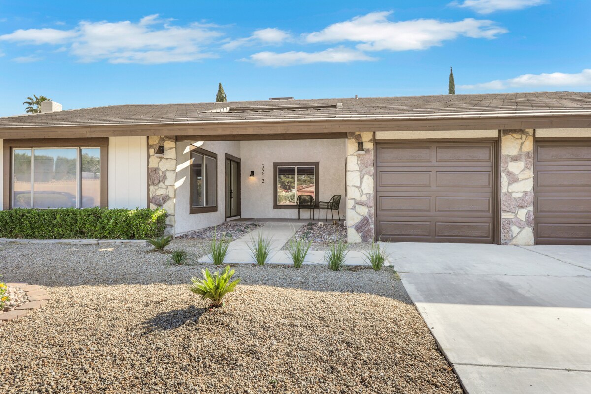 Building Photo - 3212 Moonflower Dr