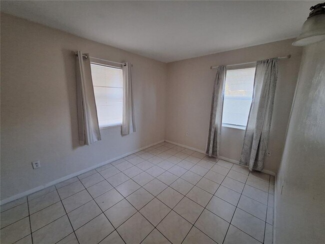 Building Photo - 8564 Agress Ave