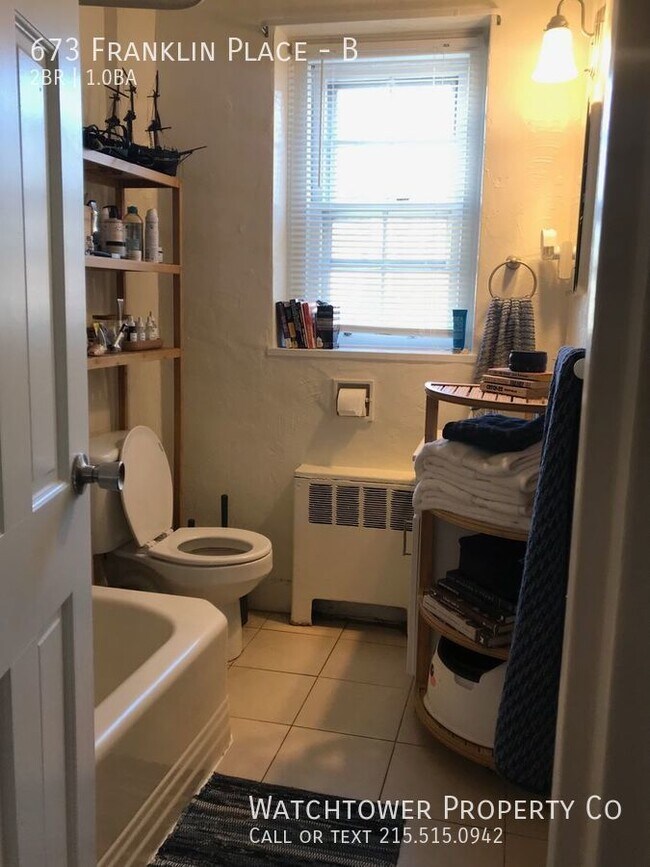 Building Photo - 673 Franklin Pl