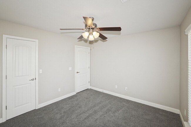 Building Photo - 15101 Helium Rd