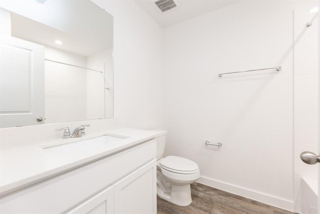 Building Photo - 1711 Portorosso Dr