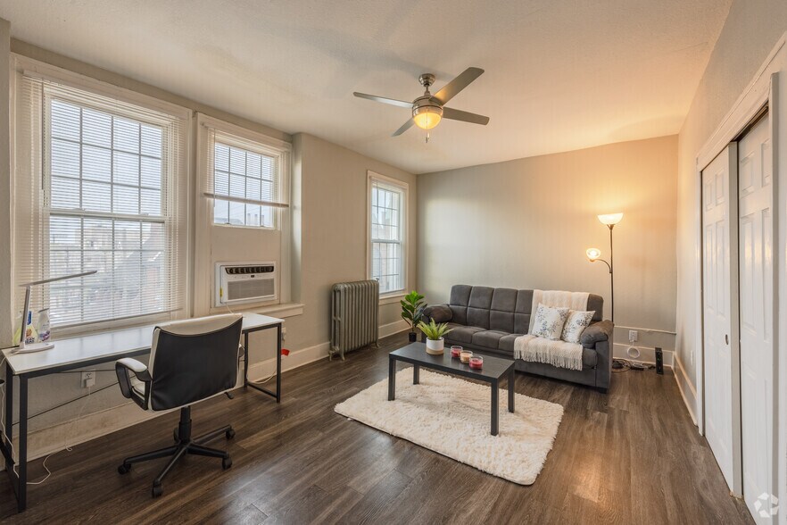 Devenir District 439 Selden 439 Selden St Detroit MI 48201