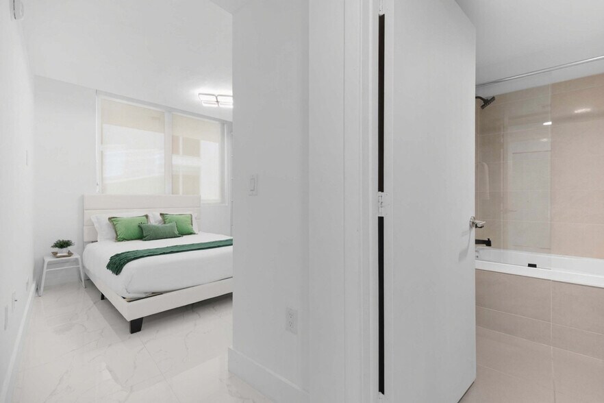 Building Photo - 6620 Indian Creek Dr