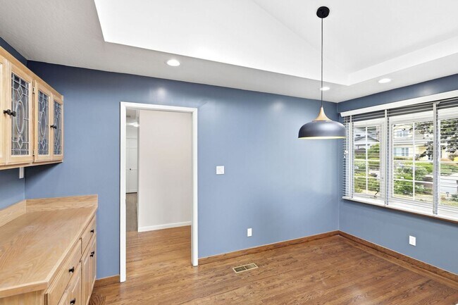 Building Photo - 2973 Arguello Dr