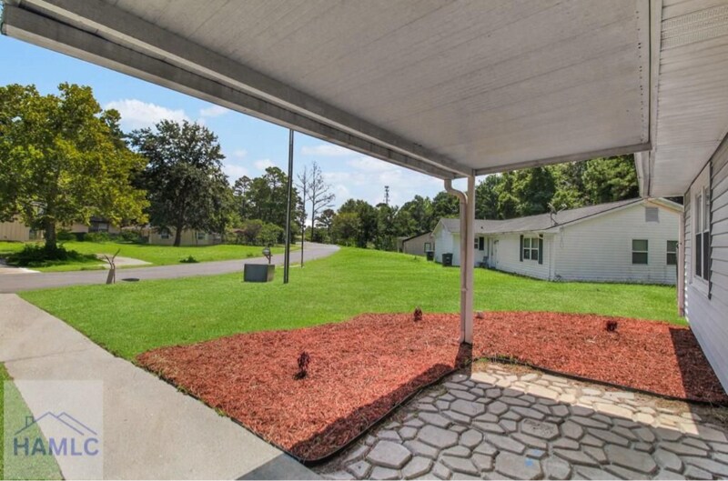 Building Photo - 160 Cherokee Cir