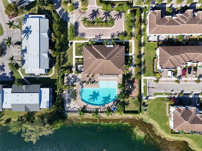 Building Photo - 244 NE 210th Way