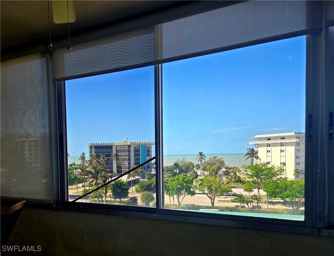 Building Photo - 3410 Gulf Shore Blvd N