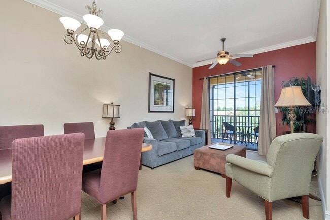 Building Photo - 13941 Clubhouse Dr