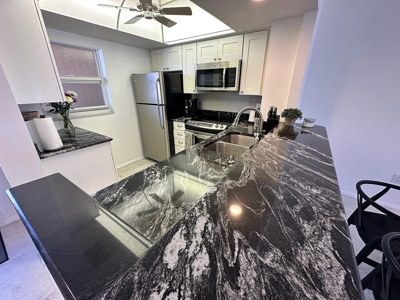 Building Photo - 1300 N Portofino Dr