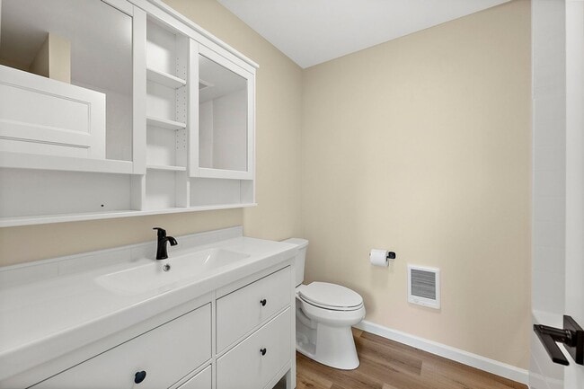 Building Photo - Newer 2-Bed ADU in Lakewood | Luxury Living Near JBLM!