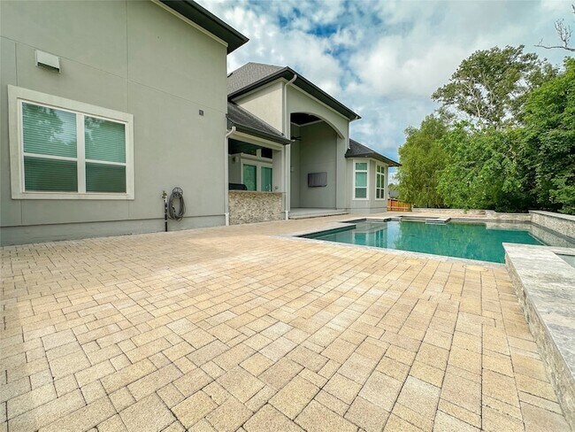 Building Photo - 8543 Tynan Ridge Dr