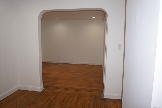 Building Photo - 7615 35th Ave