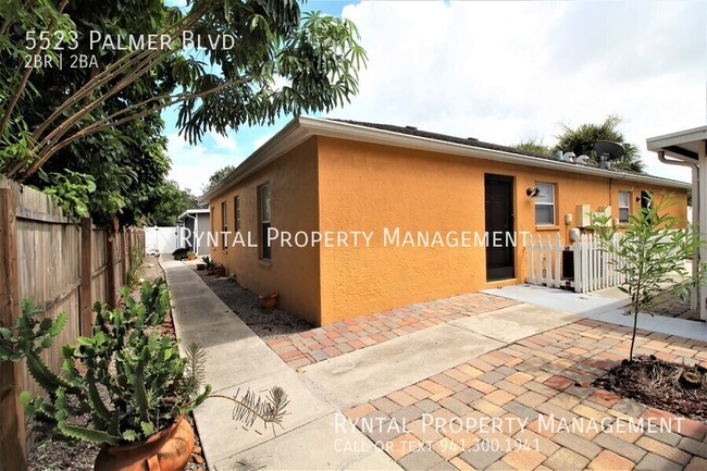 Primary Photo - 2/2 Duplex in Sarasota near Downtown!