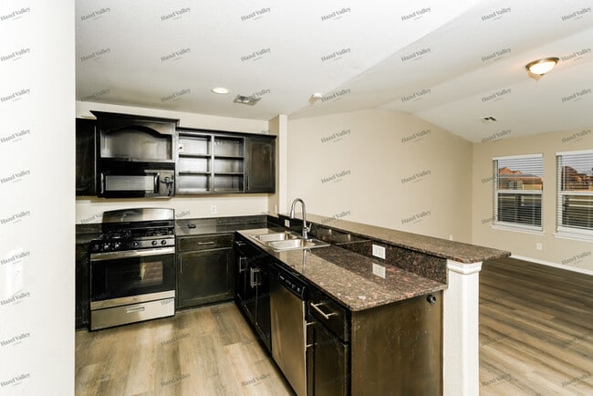 Building Photo - 11059 N 148th E Ave