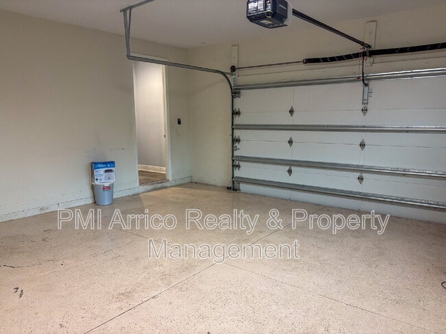 Building Photo - 12860 Satin Lily Dr