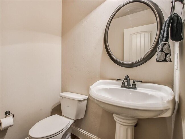 Building Photo - Lone Oak Lakes - Deer Creek Schools - 3 Bed | 2.5 Bath | 3 Car Garage | Bonus Room | Storm Shelte...