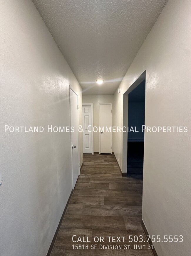 Building Photo - 2 - Bedroom Apartment, Down Stairs, Near T...